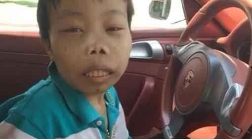 东北网红吃瓜是谁呀视频,揭秘东北网红“吃瓜”背后的故事