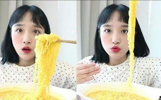 变性网红直播粉丝吃瓜,粉丝围观变性过程，吃瓜热议不断